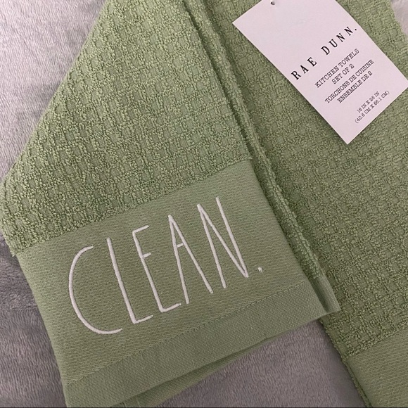 Rae Dunn Set of 2 Kitchen Towels - Picture 3 of 3